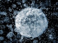 Bubbles in ice liten.jpg
